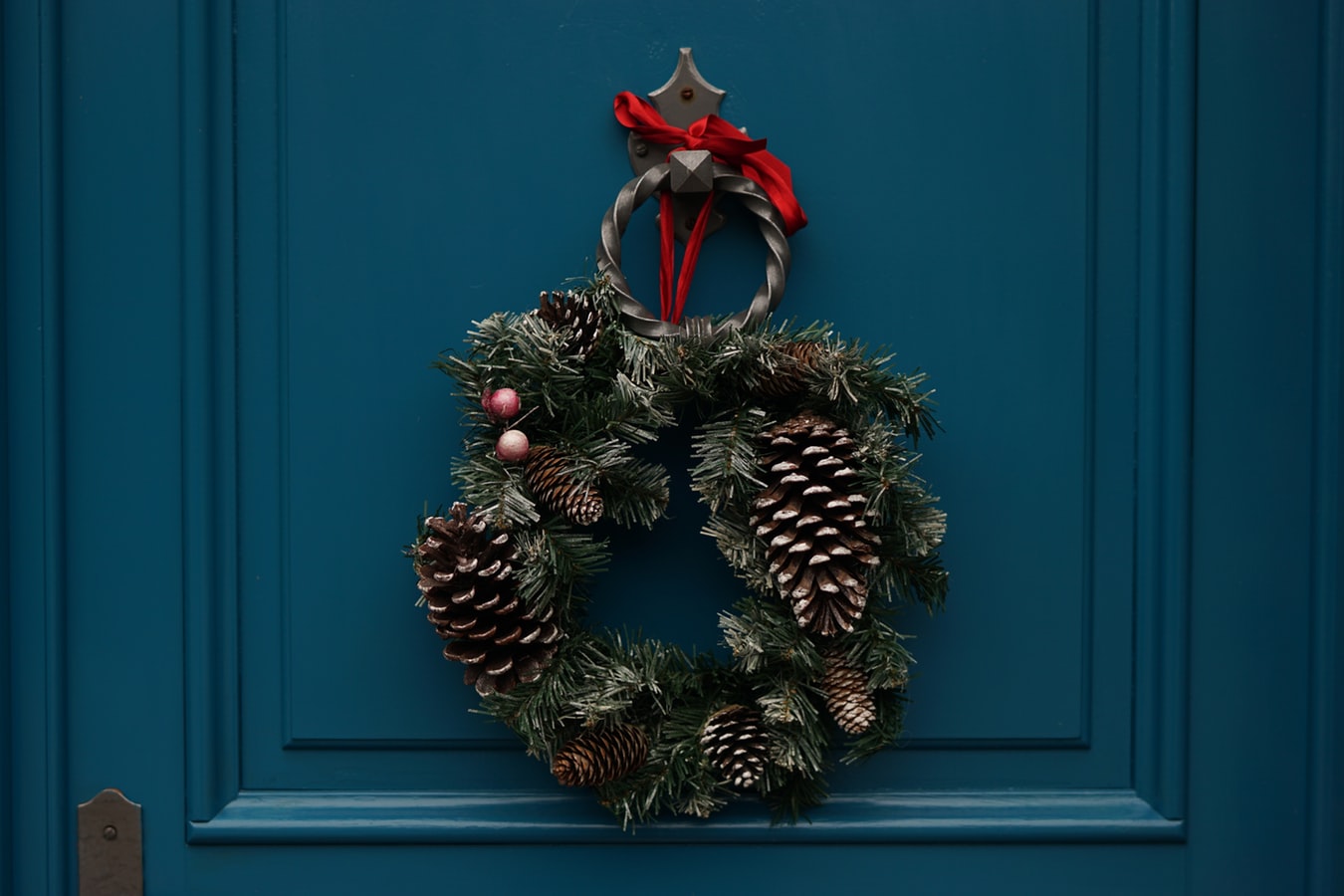 by erwanhesry on unsplash Couronne de Noël naturelle