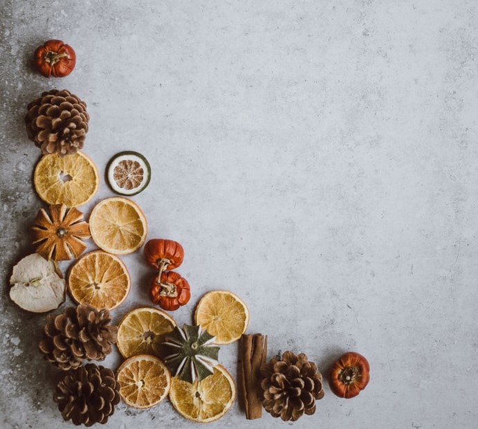 by anniespratt on unsplash Pot pourri de Noël